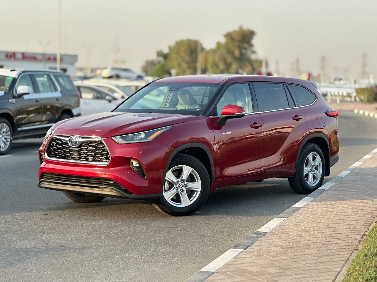 Toyota Highlander Hybrid 2.5 leather seats,push start