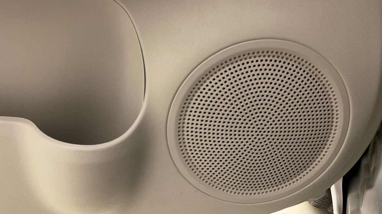 Nissan Sunny SV 1.5 | Zero Down Payment | Home Test Drive