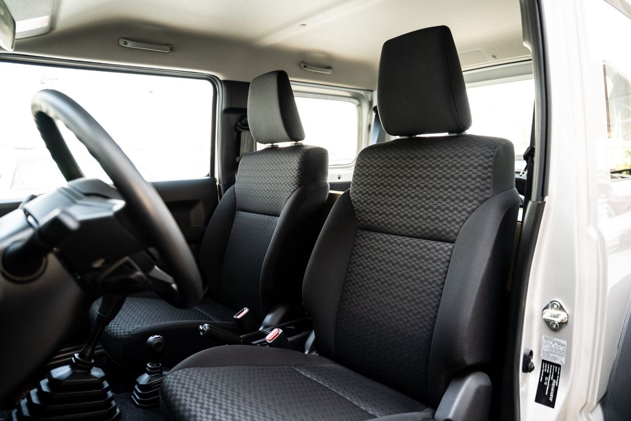 Suzuki Jimny GL MT GCC Brand New