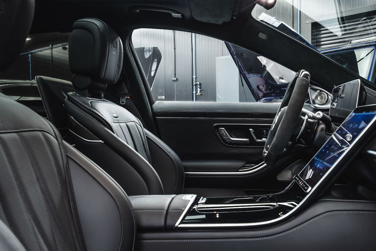 مرسيدس بنز S 63 AMG BRABUS B930 + Ceramic Brakes + Bur 4D + Carbon Interior