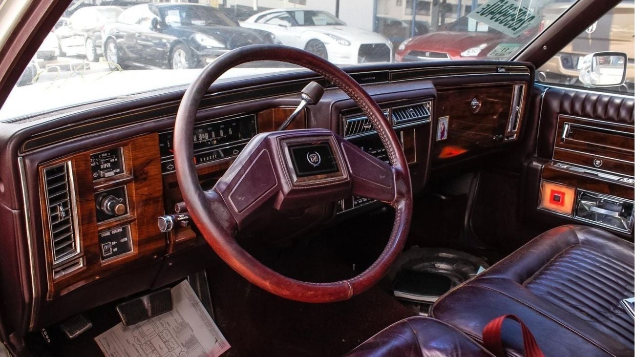 كاديلاك بروجهام 5.0 L