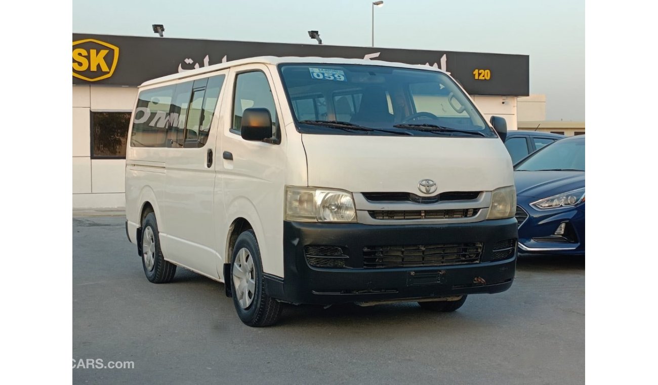 تويوتا هاياس Standard Roof, 2.5L 4CY Diesel / Manual Gear / Only For Export  (LOT # 5006883)