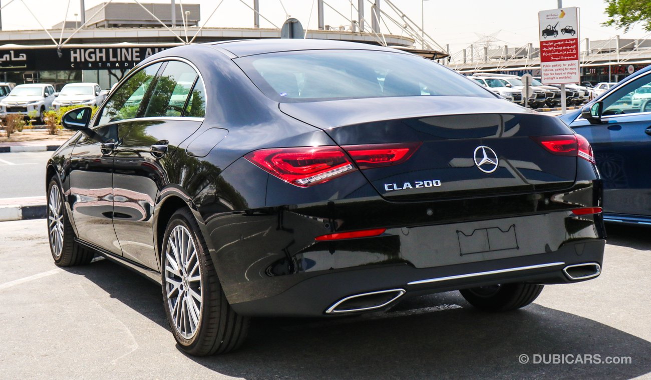 Mercedes-Benz CLA 200