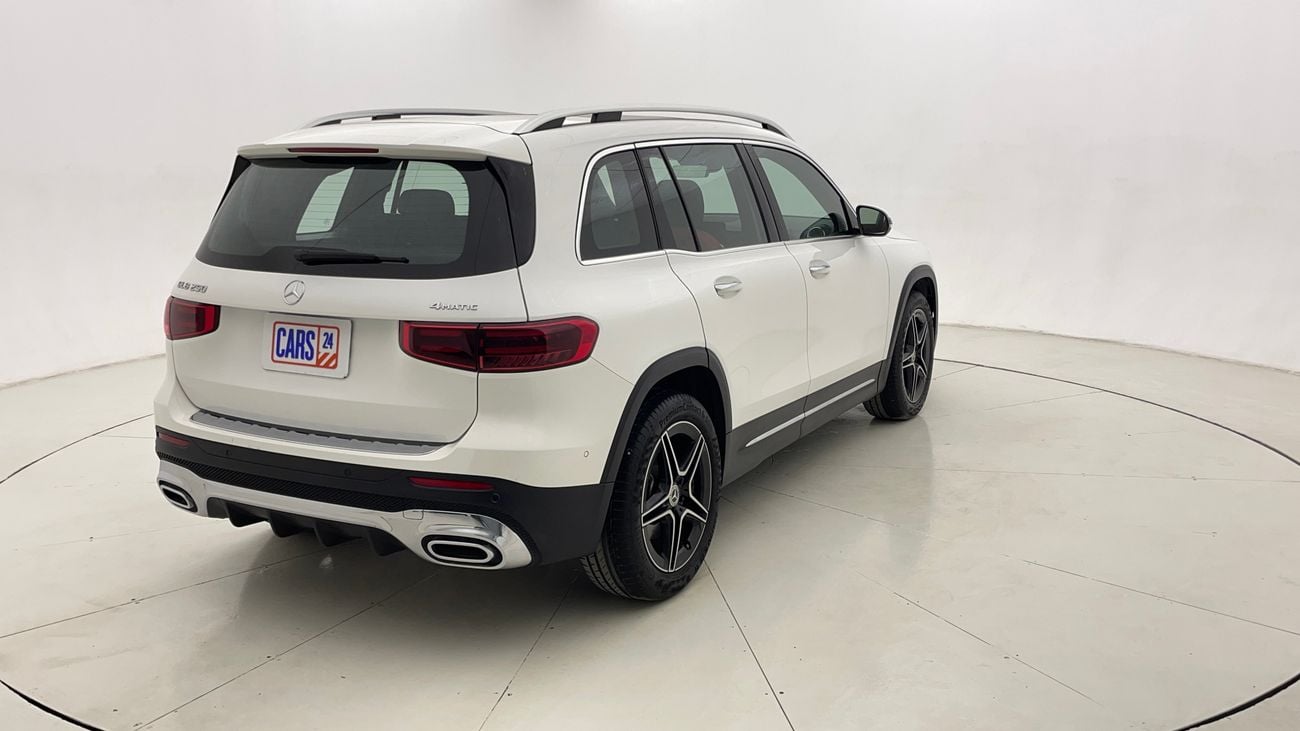 Mercedes-Benz GLB 250 2024 PREMIUM PLUS AMG | AED 2273/Month | 0 DP | 30 Day Return | Warranty