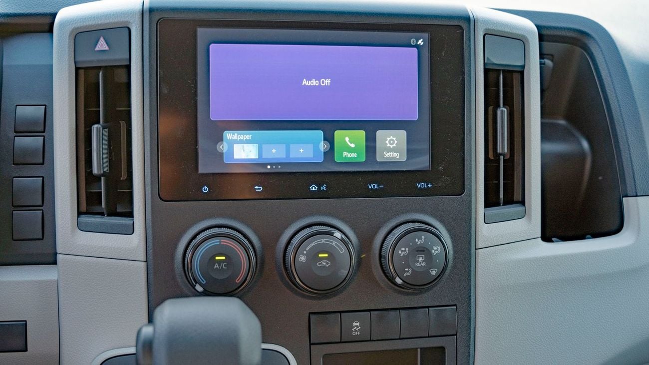 Toyota Hiace 2025 Toyota Hiace Cargo RWD 3.5L petrol AT - GCC (Export Price)