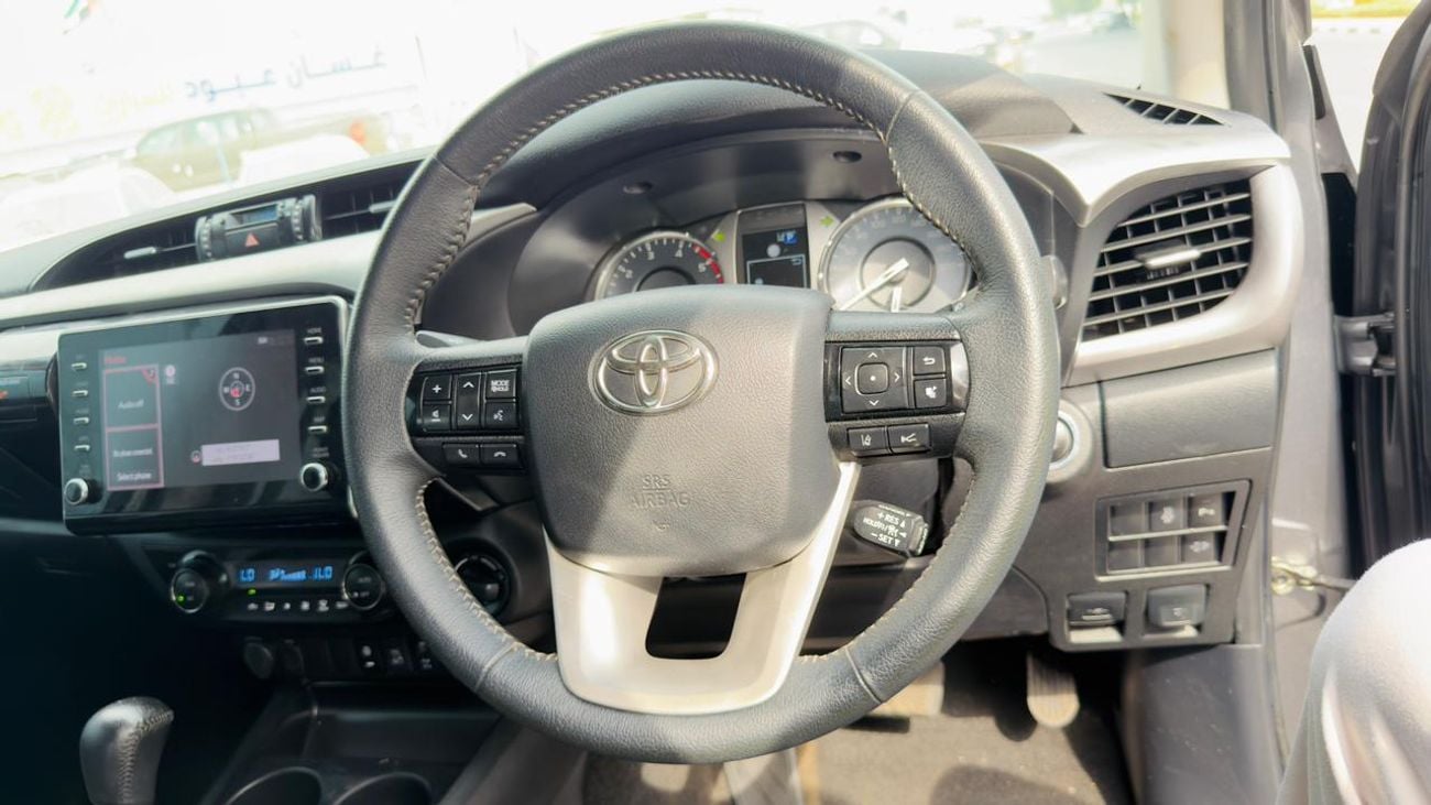 تويوتا هيلوكس -