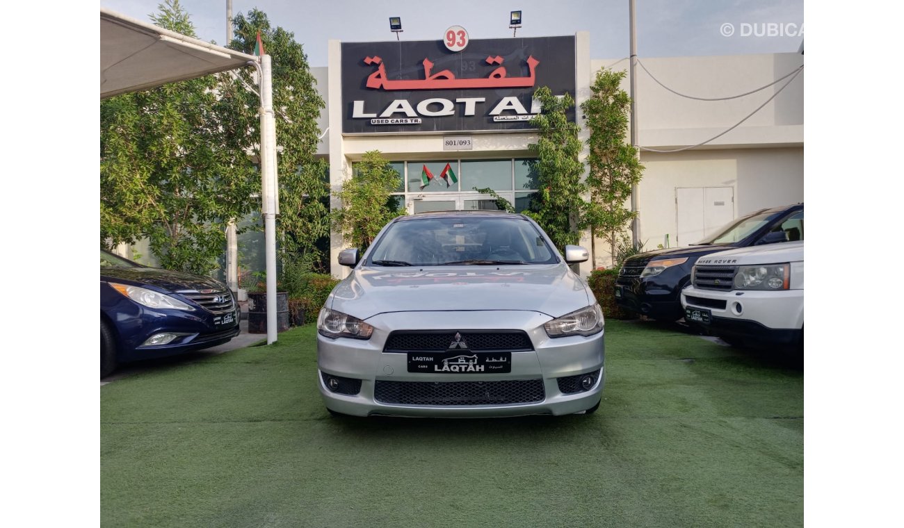 Mitsubishi Lancer Gulf 1600 CC, model 2016, rear wing hatch, power air conditioning, in excellent condition, you do no