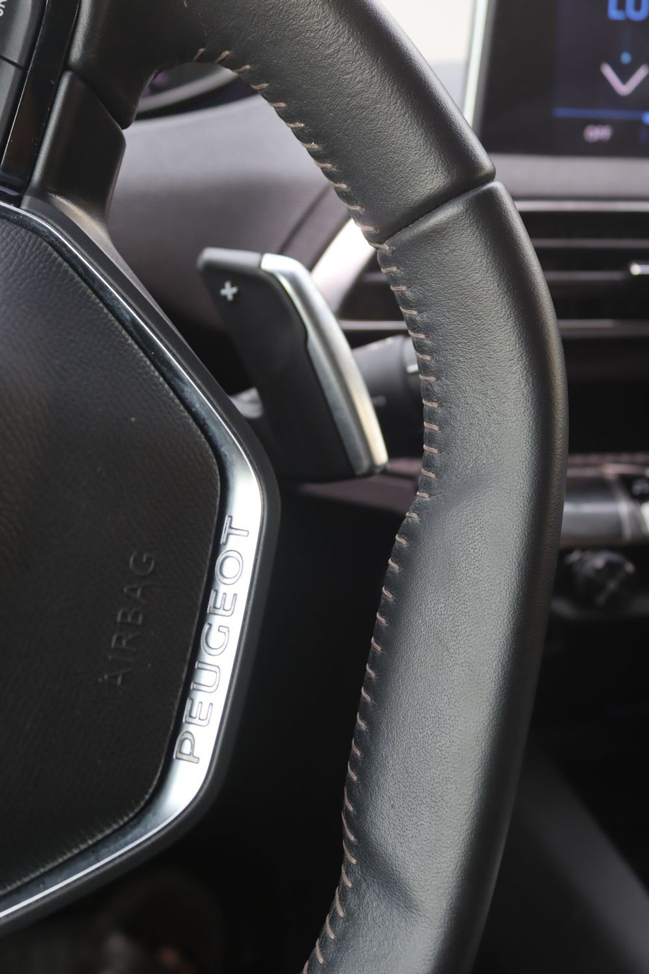 بيجو 3008 بيجو 3008 خليجى بحاله ممتازه محرك 1.6 سى سى وممشى 56000 كم وسعر 52000  درهم