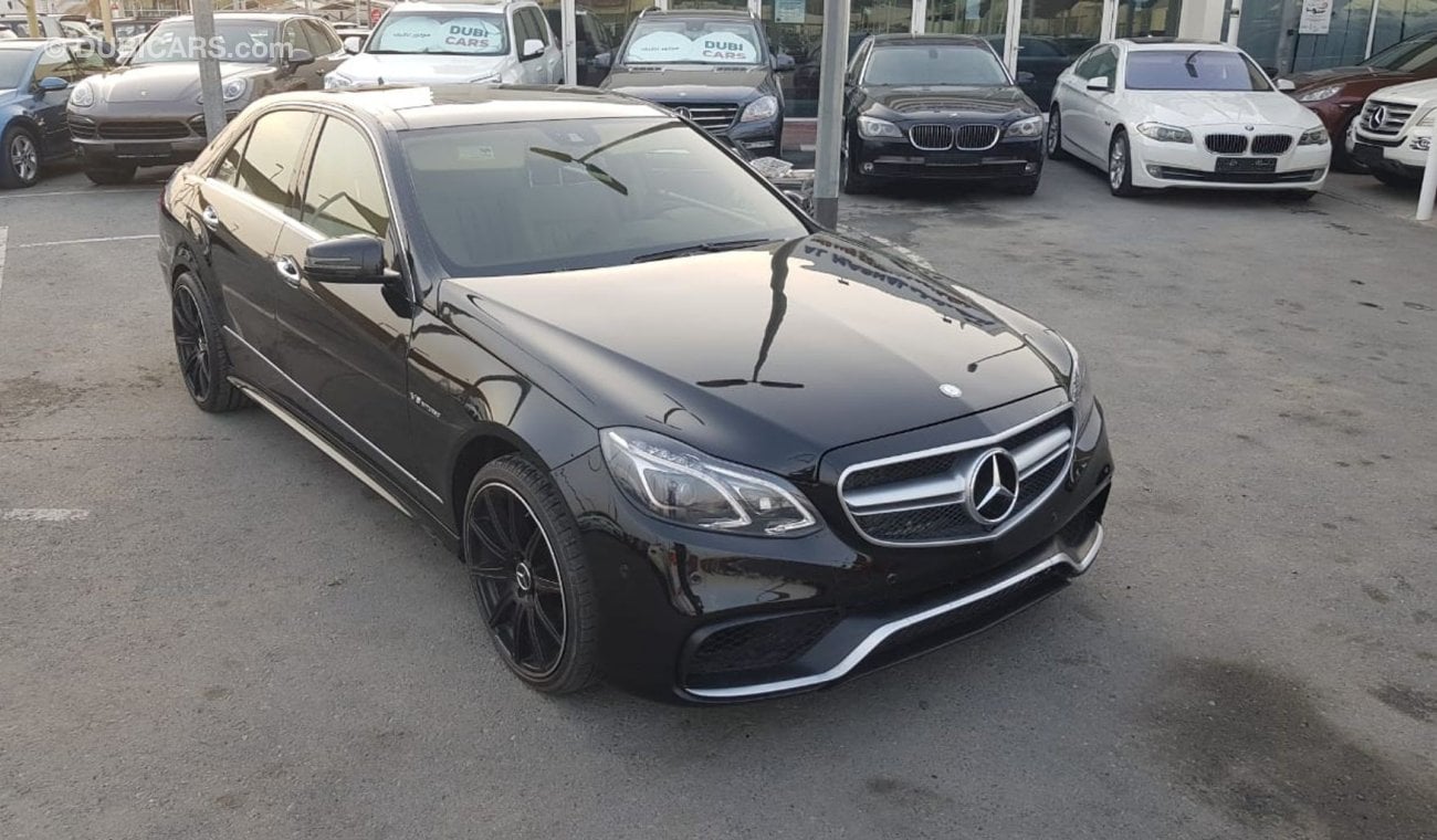 Mercedes-Benz E 63 AMG model 2011 face left 2016 prefect condition full option panoramic roof leather se