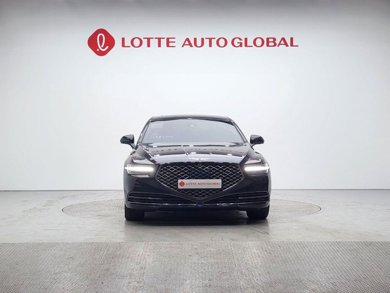 جينيسس G90 Platinum 3.8L RWD