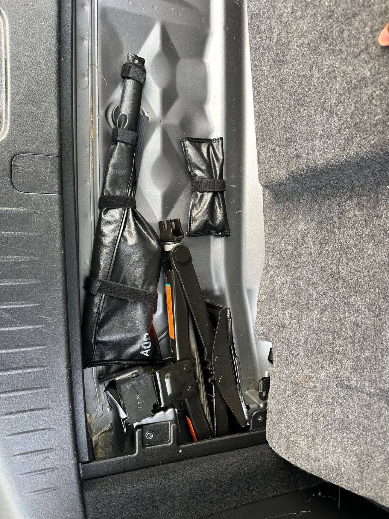 نيسان أرمادا Nissan Armada SV