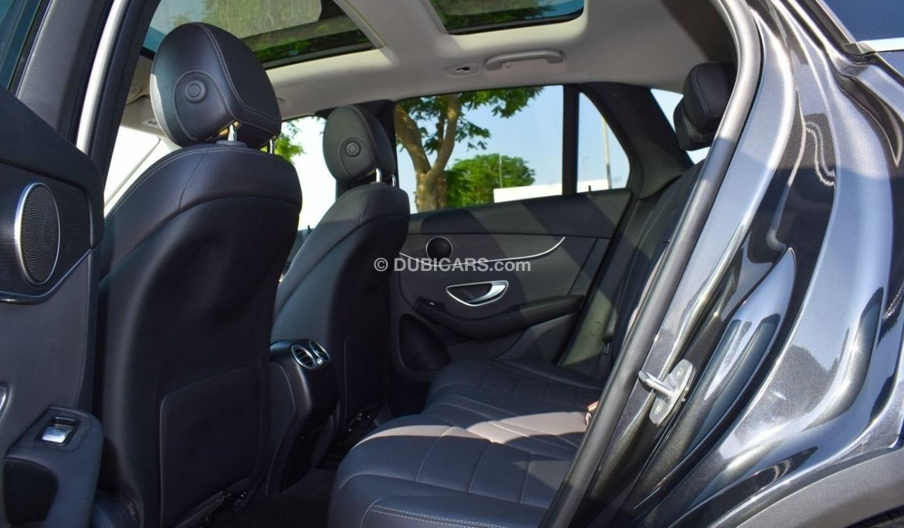 Mercedes-Benz GLC 300 4MATIC Mercedes GLC 300 AMG / 2021 / USA