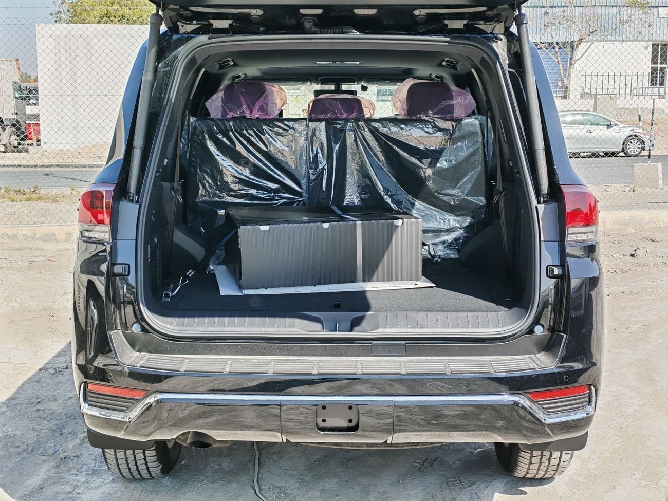 تويوتا لاند كروزر 2026 Toyota Land Cruiser LC300 VXR 3.5L V6 Twin Turbo Petrol A/T 4WD Only For Africa