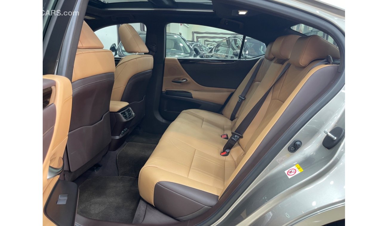 لكزس ES 250 Lexus ES250 GCC 2019 under warranty