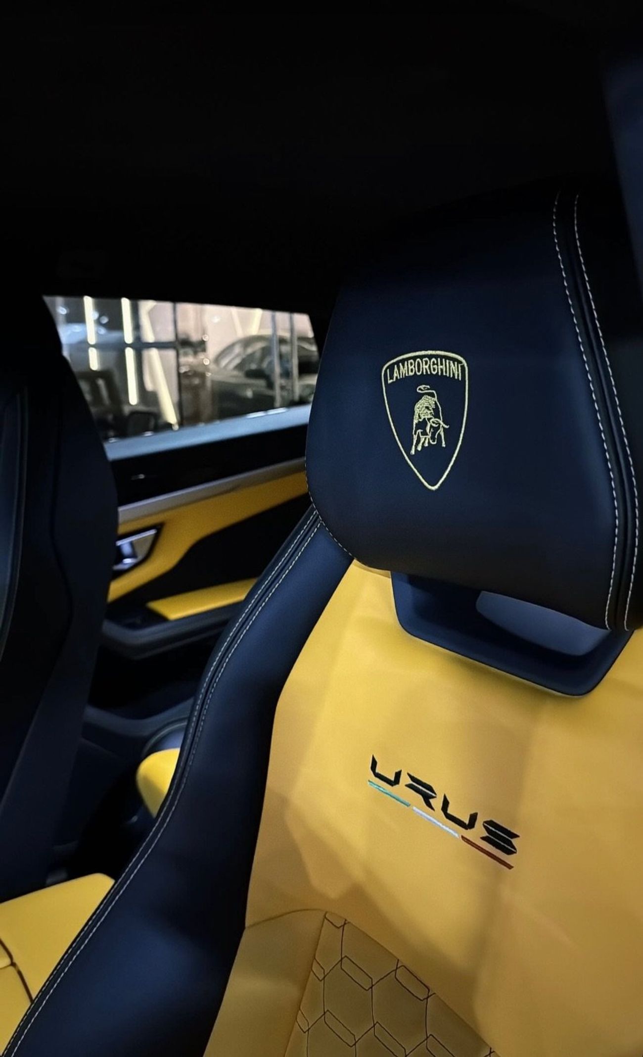 Lamborghini Urus 2022 LAMBOGHINI URUS GREAT COND KOREAN SPEC STD 4.0T V8 EXPORT