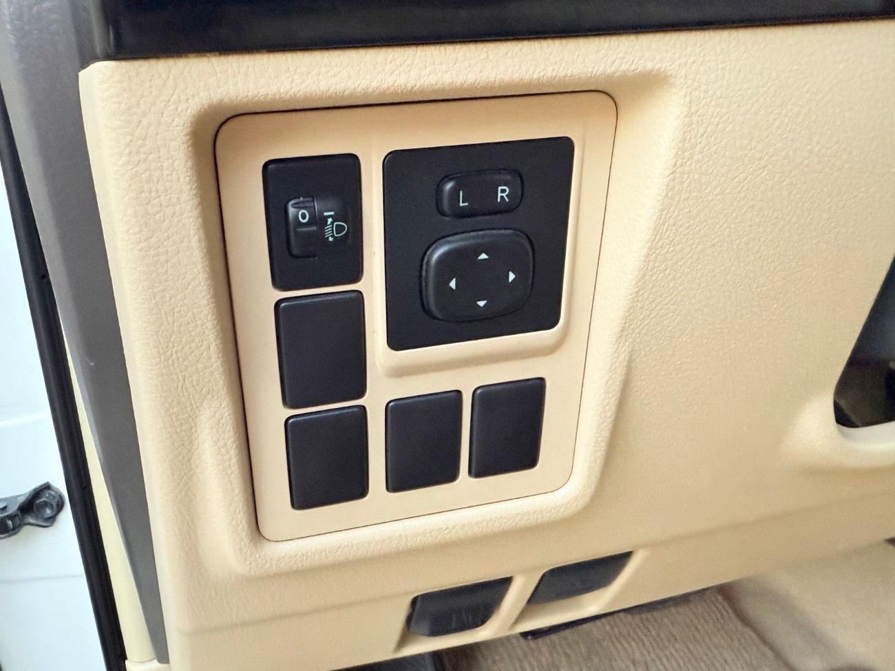 Toyota Prado Toyota Prado 2017 V4TX-L 2.7L (271 HP)