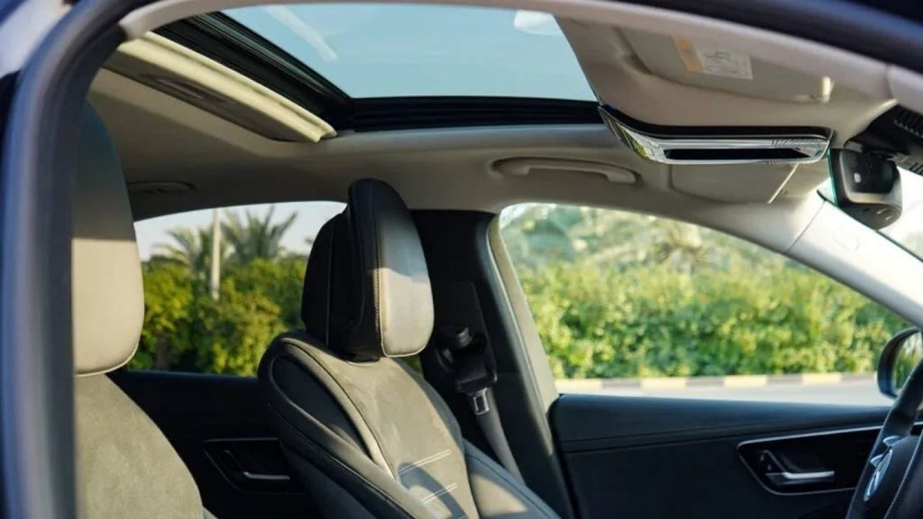 مرسيدس بنز C 200 بريميوم MERCEDES C200