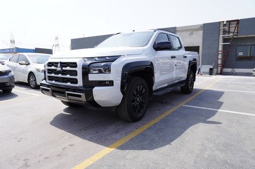 Mitsubishi L200 MITSUBISHI SPORTERO GCC FULL OPTION GLS Double Cab Diesel 2.4L 2025