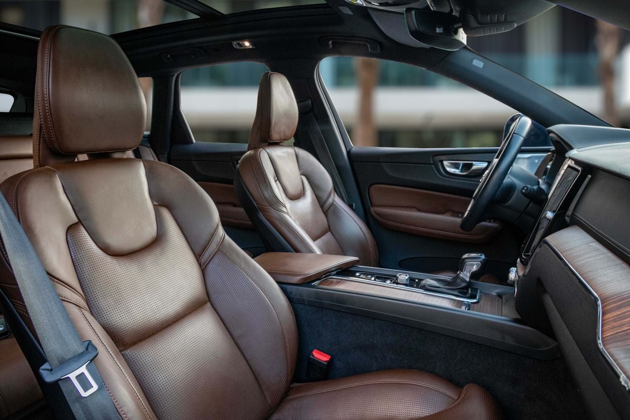 Volvo XC60 XC60 T5 Inscription | 1,959 P.M | 0% Downpayment | Perfect Condition!