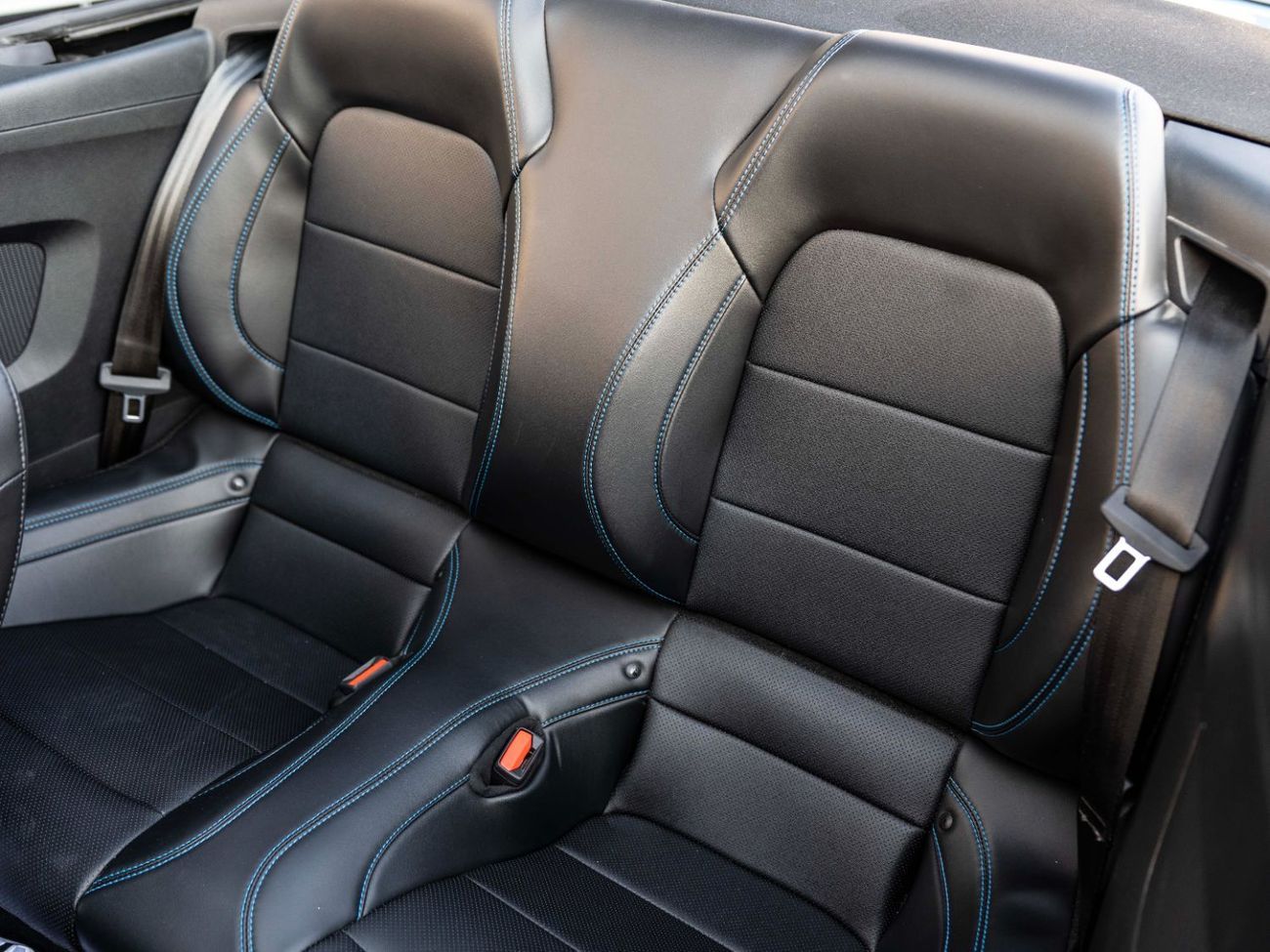 فورد موستانج GT Convertible