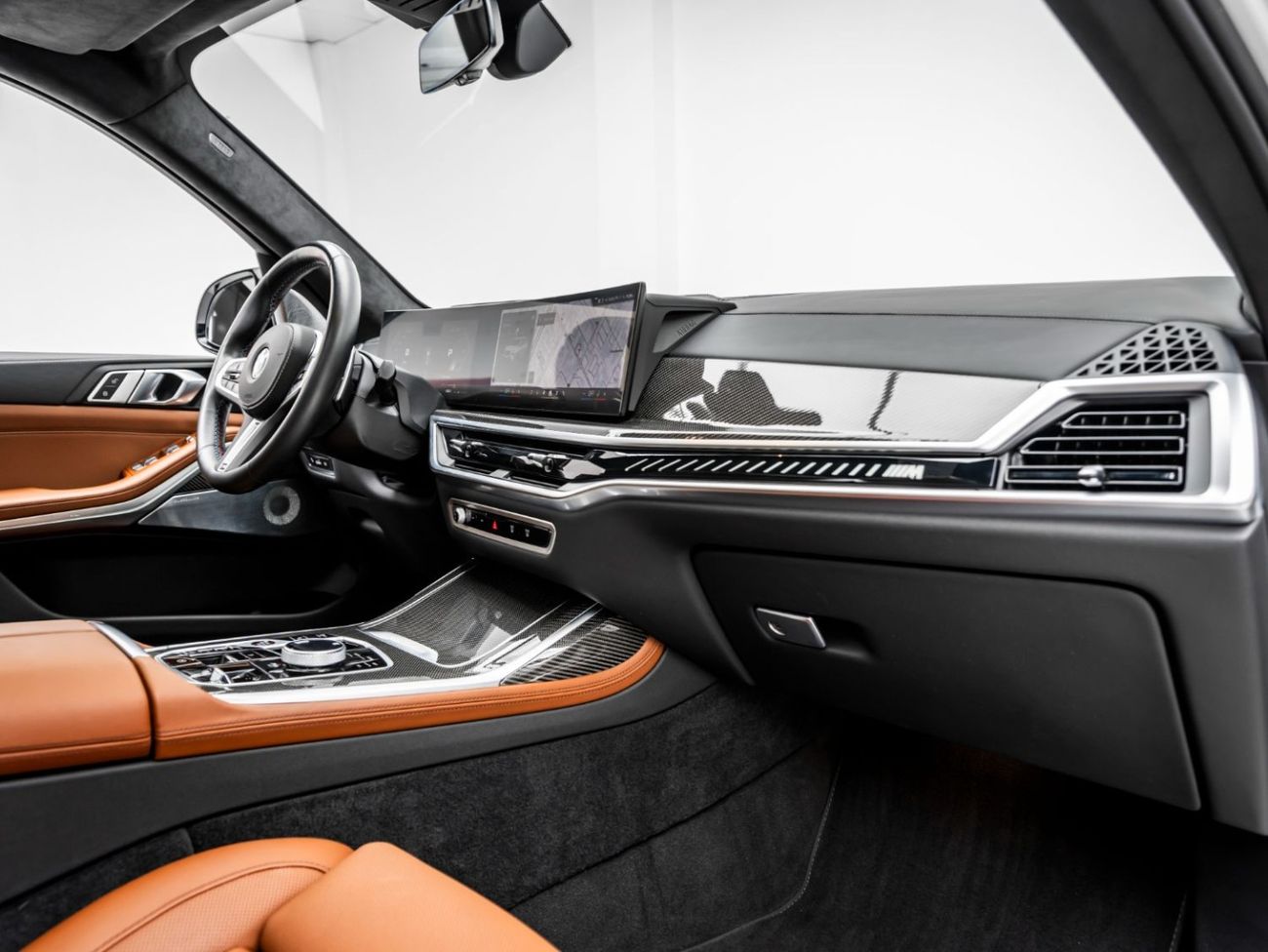 BMW X7 M50i 4.4L (523 HP) 2024 BMW X7 M60i, 2029 BMW Warranty + Service Contract, Low Kms, GCC