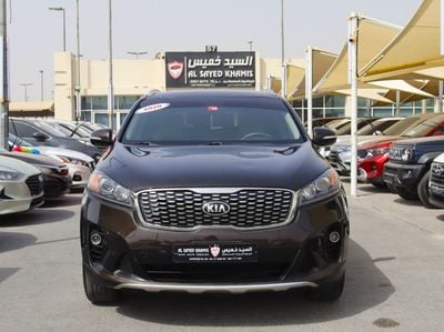 Kia Sorento Base 2.4L AWD Kia Sorento 2020 -GCC - Accident-free -120,000 km - 2.4L -7 seats -In Excellent condit