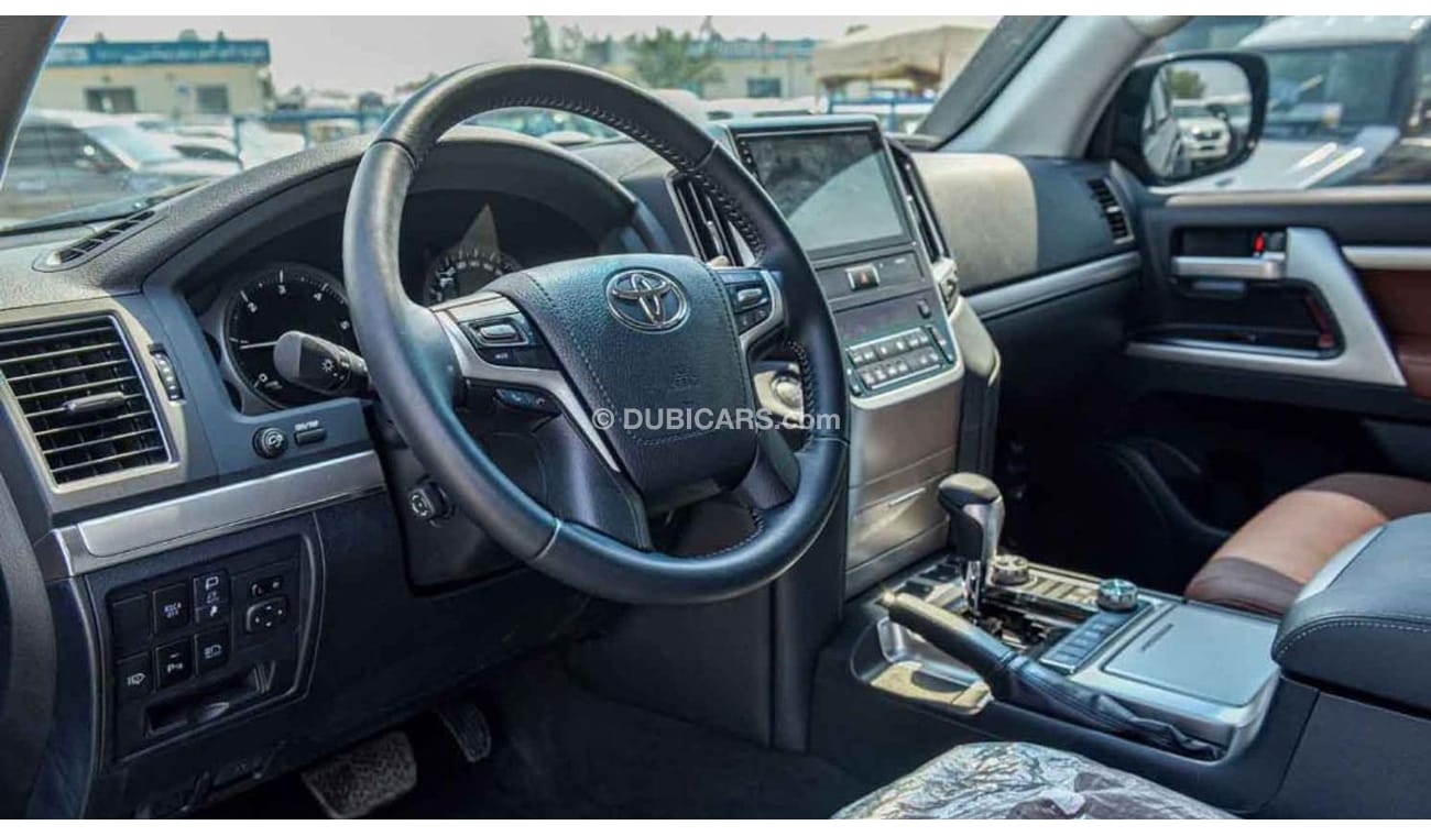 Toyota Land Cruiser VX 4.5D XTREME Edition