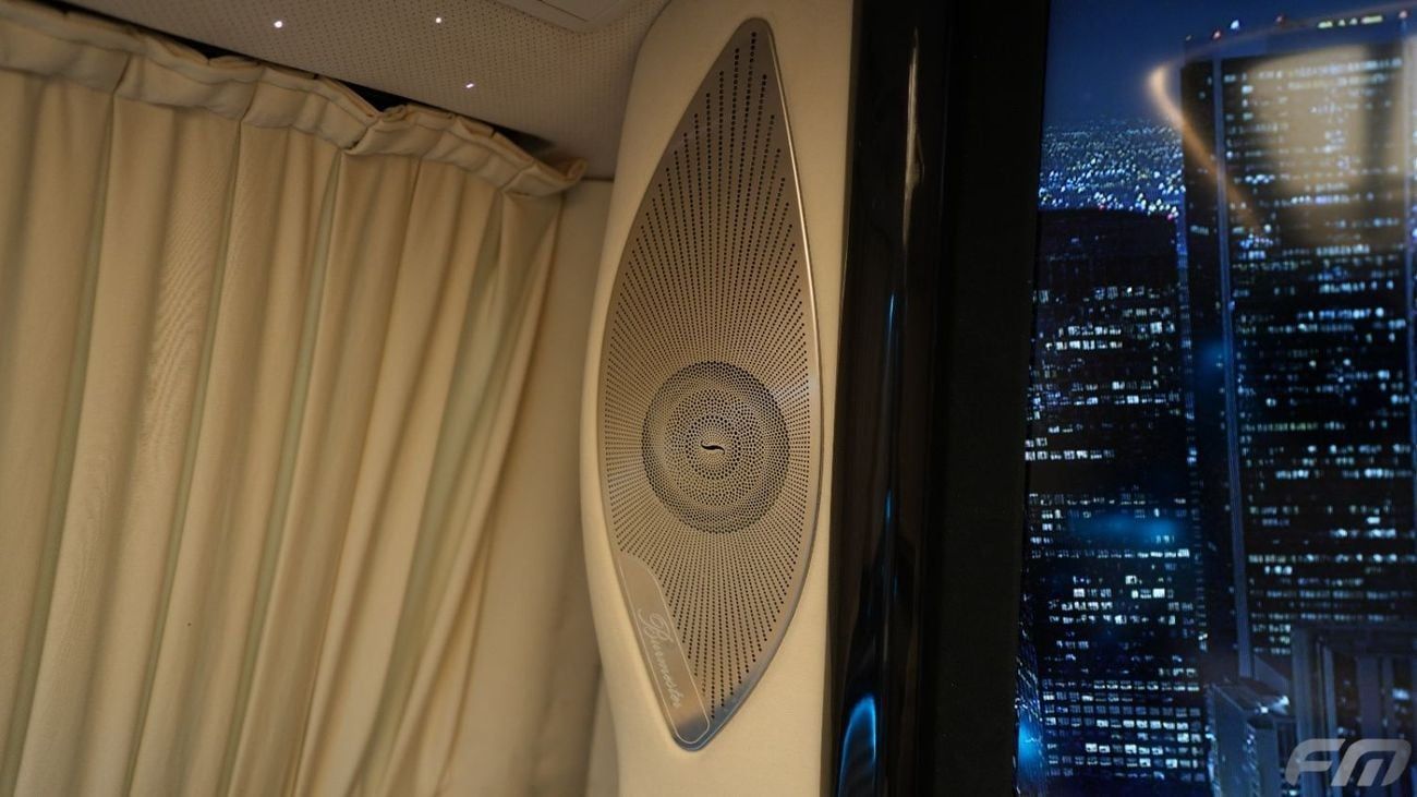 مرسيدس بنز V 300 MERCEDES-BENZ V300 VIP BUSINESS VAN 2025 - BRAND NEW!!!