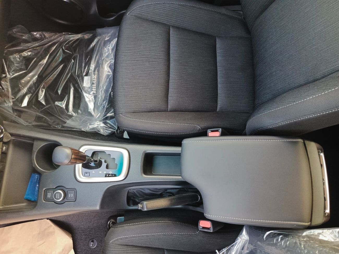 تويوتا هيلوكس Toyota Hilux 2.8L Diesel GLXS SR5, DC, AT, 4x4