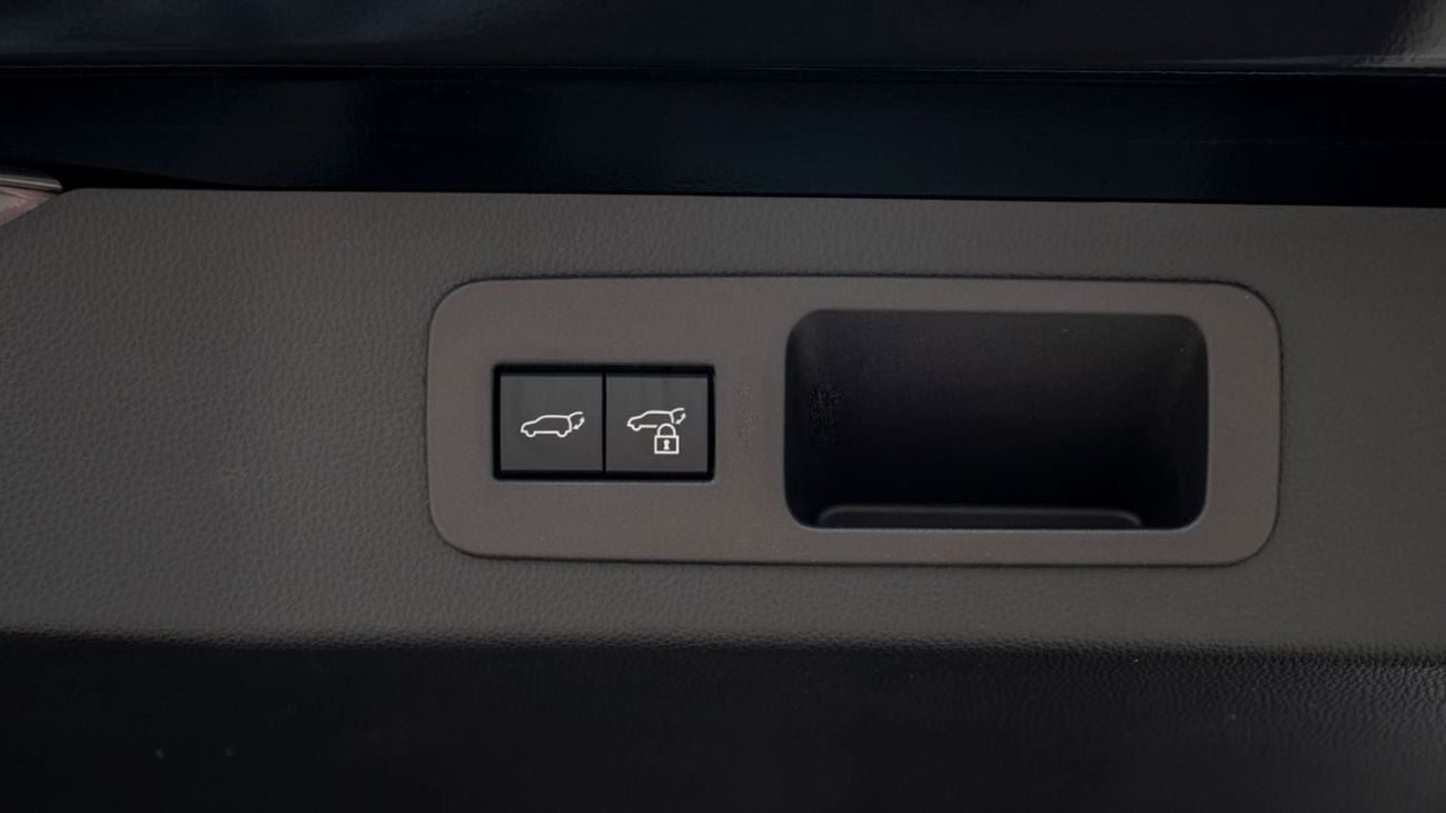 تويوتا لاند كروزر 3.3 VXR FULL OPTION 2025