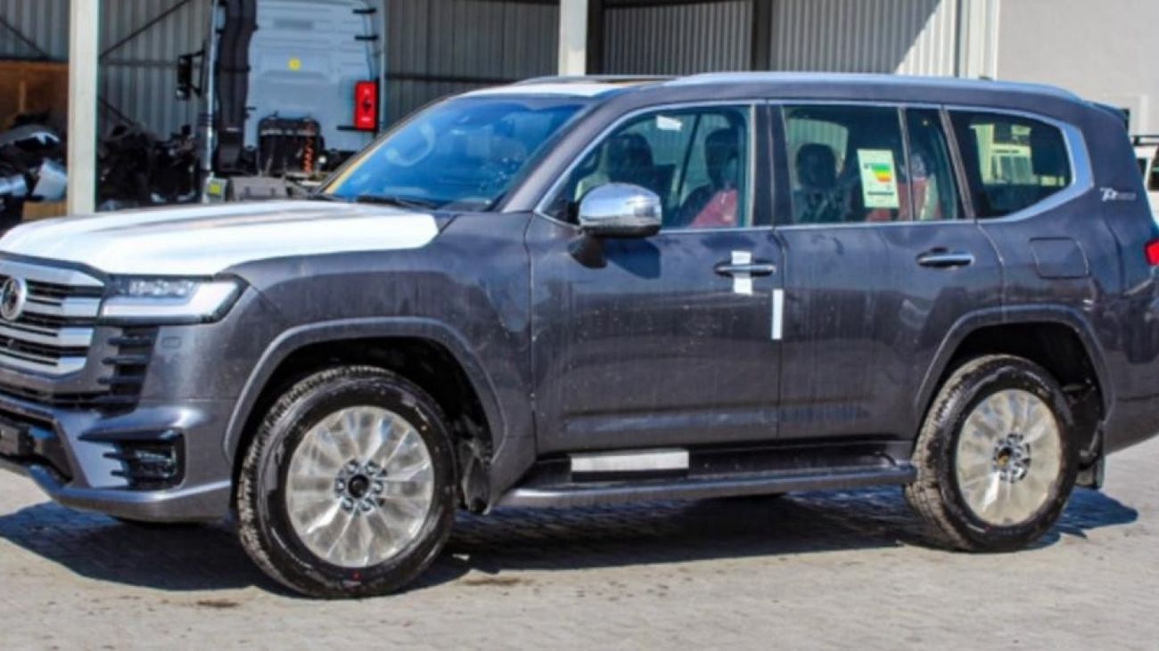 تويوتا لاند كروزر LC300 3.3L TT DSL VXR-Z - EXCL AT