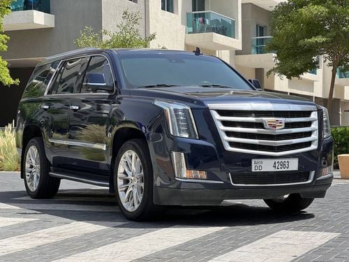 Cadillac Escalade Premium Luxury 6.2L 6.2L PTR A/T // 2018 // FULL OPTION WITH RADAR , 360 CAMERA , LEATHER&COOLING&HE