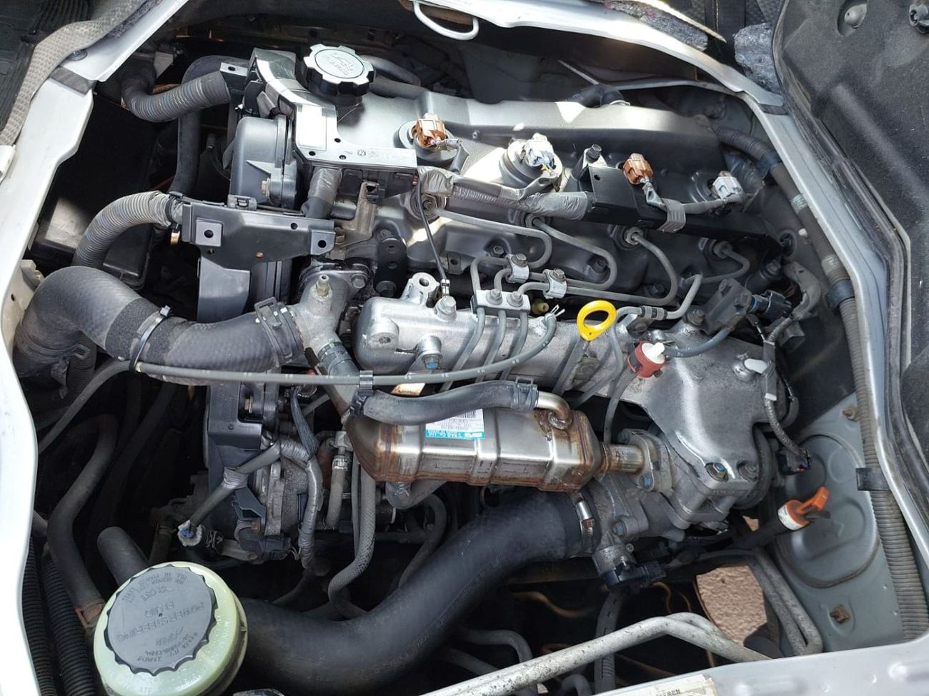 Toyota Hiace (RAMADAN OFFER) TOYOTA HIACE VAN RHD 2006 MODEL 2.5 L DIESEL AUTOMATIC(PM03353)