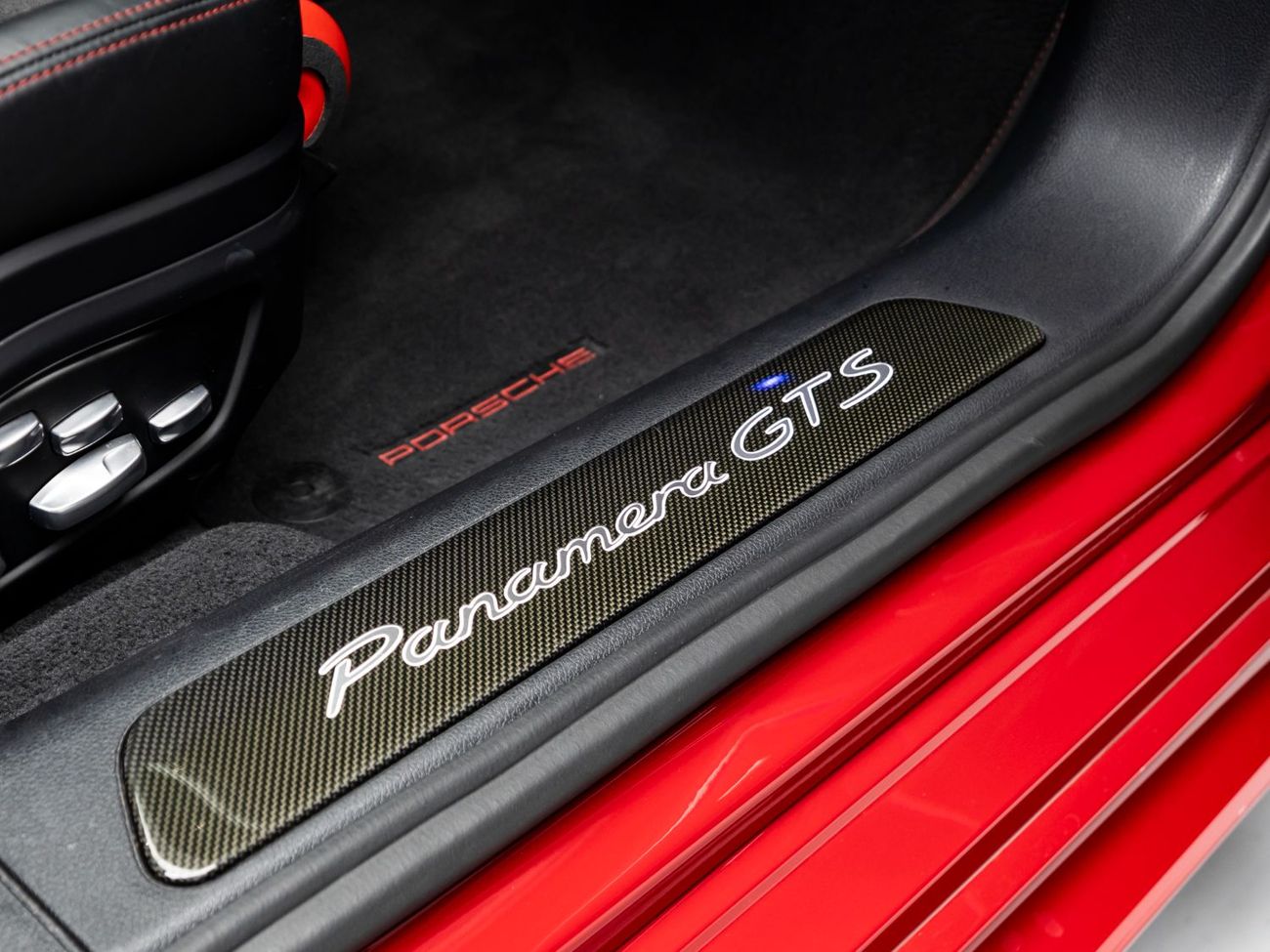 بورش باناميرا GTS 4.0L (454 HP) AWD