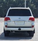 Toyota Land Cruiser GXR V8