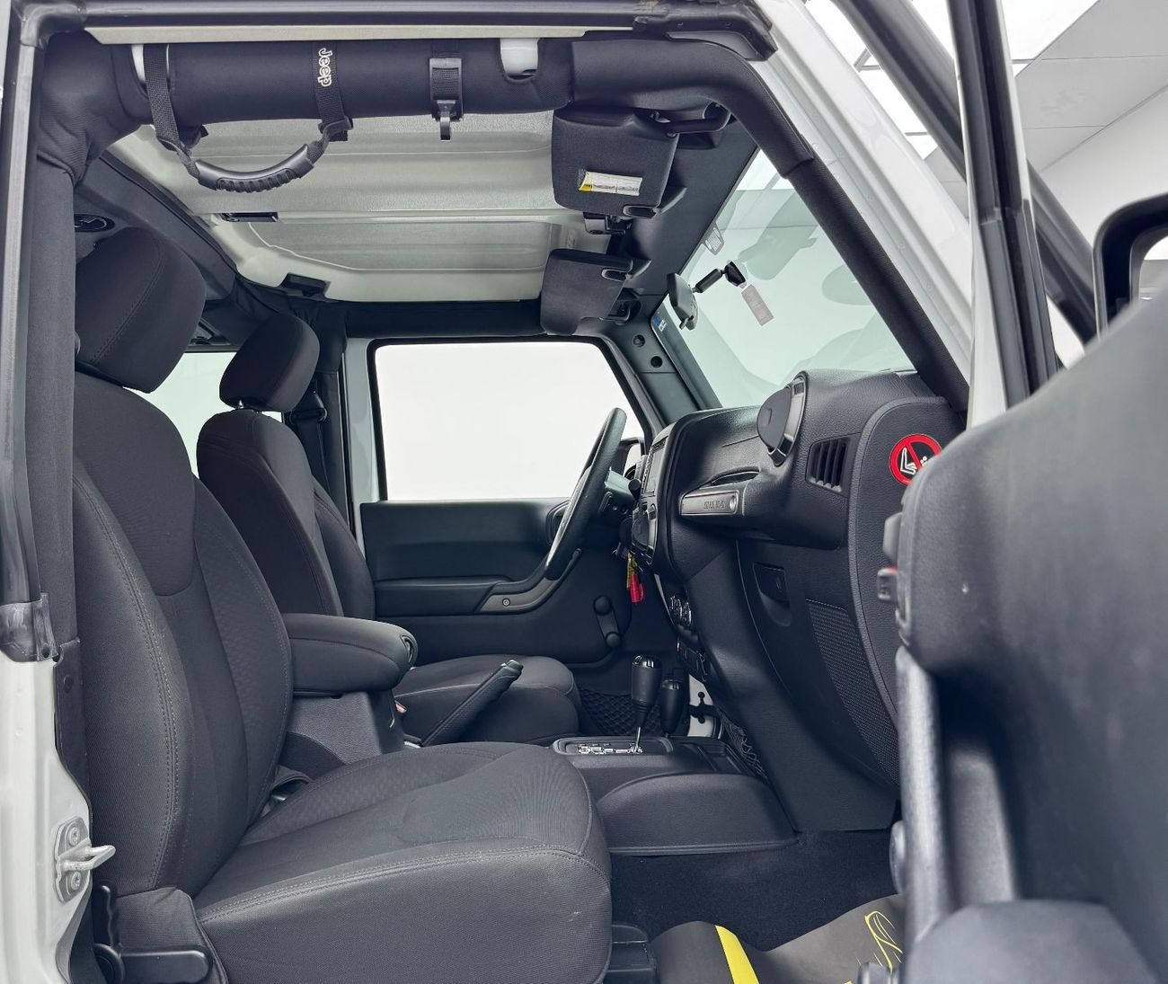 Jeep Wrangler Sport Falcon 3.6L A/T (3 Door) 2016 Jeep Wrangler Falcon Edition, Full Jeep Service History, Excelle