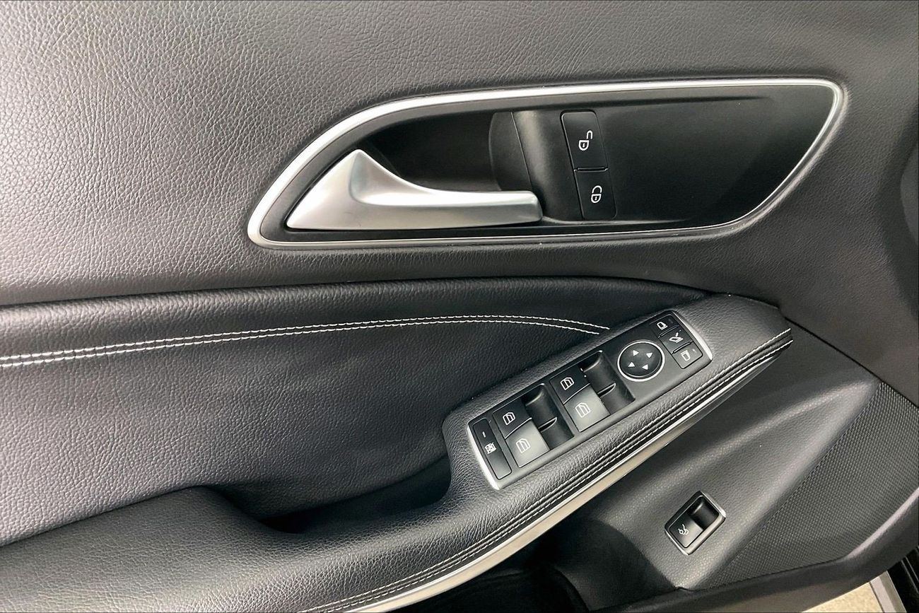 مرسيدس بنز CLA 200 Standard | National Day Celebration | شامل الضمان | 0 ﺪﻔﻋﺓ ﺃﻮﻟﻯ