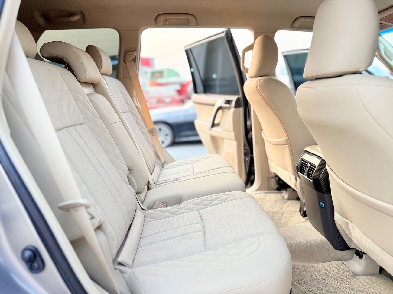 Toyota Prado VXR 2.7L 4WD petrol