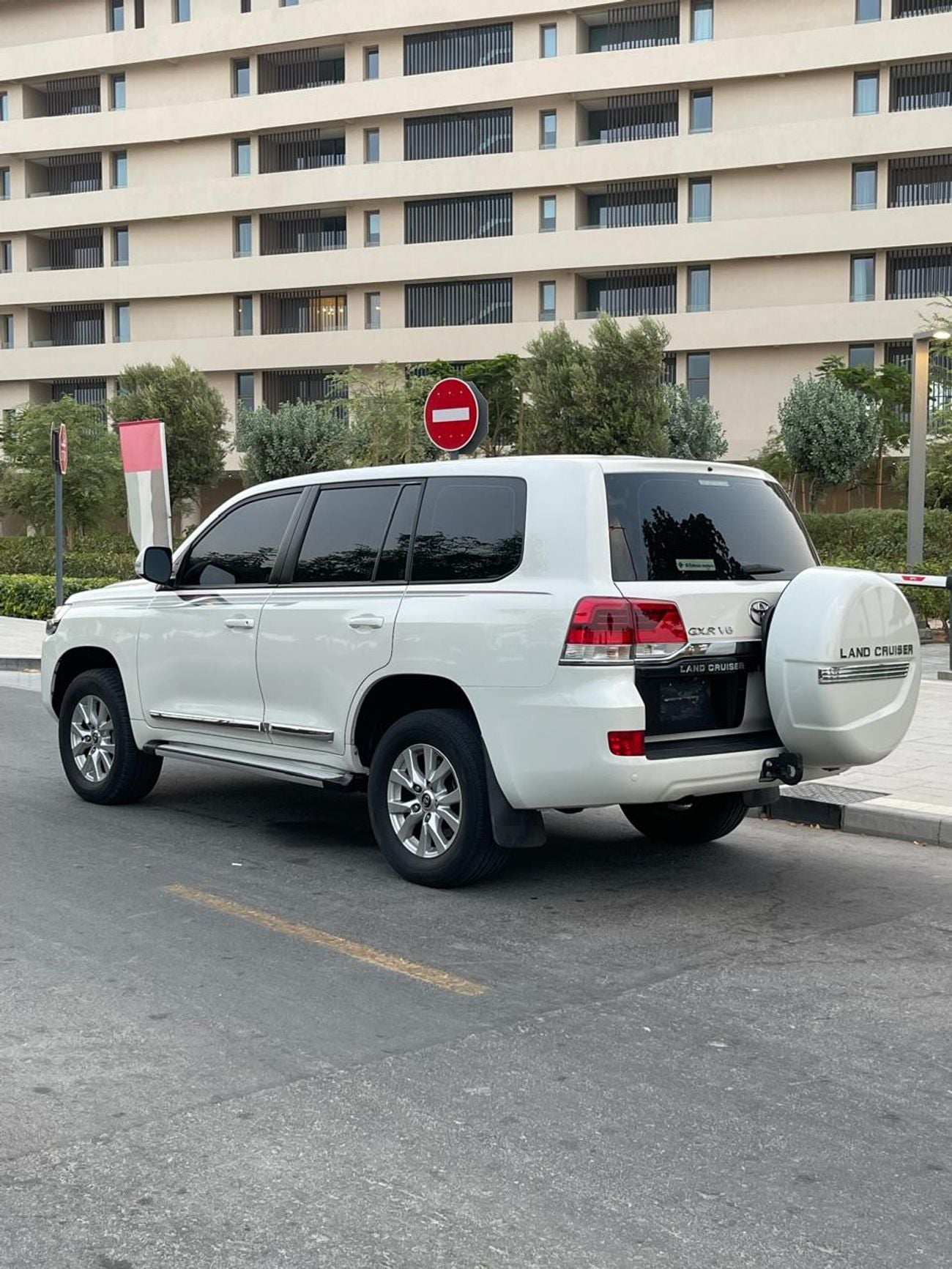 Toyota Land Cruiser GXR