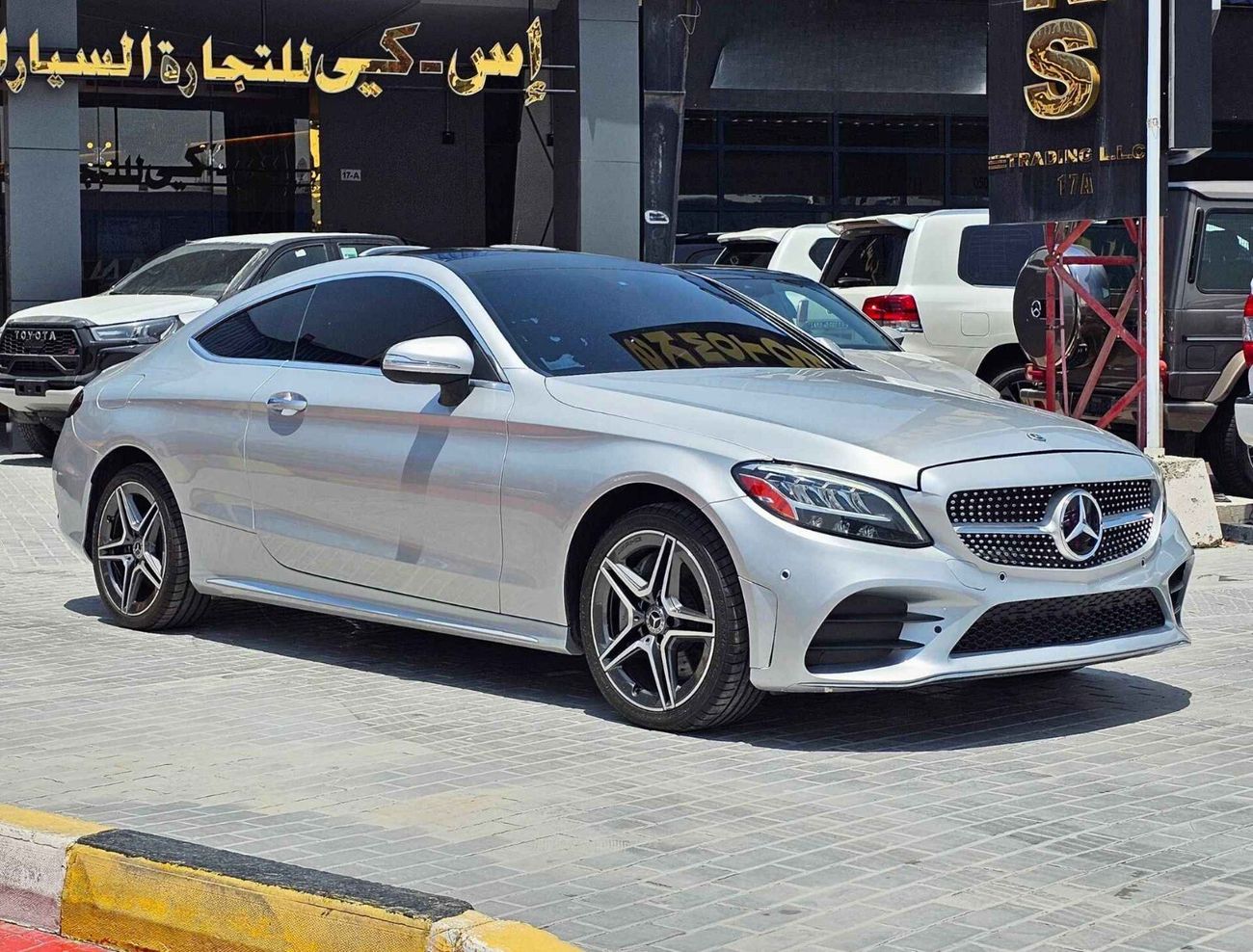 مرسيدس بنز C 300 / ECO TURBO V4 / COUPE / MOON ROOF/ 1343 MONTHLY / LOT#06911