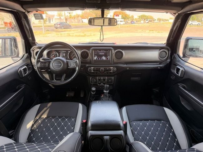 Jeep Wrangler Unlimited SPORT PLUS, миниатюра 27