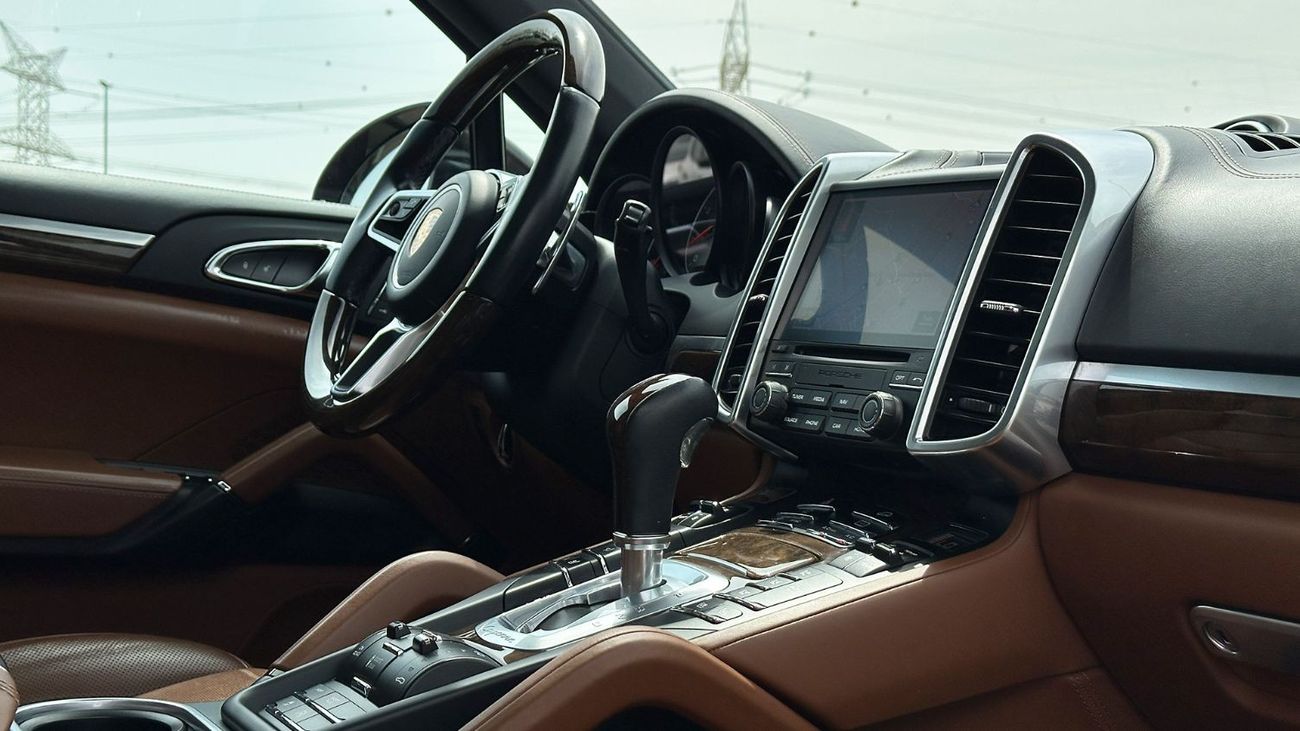 بورش كايان S Platinum Edition 2018 Full Service History GCC