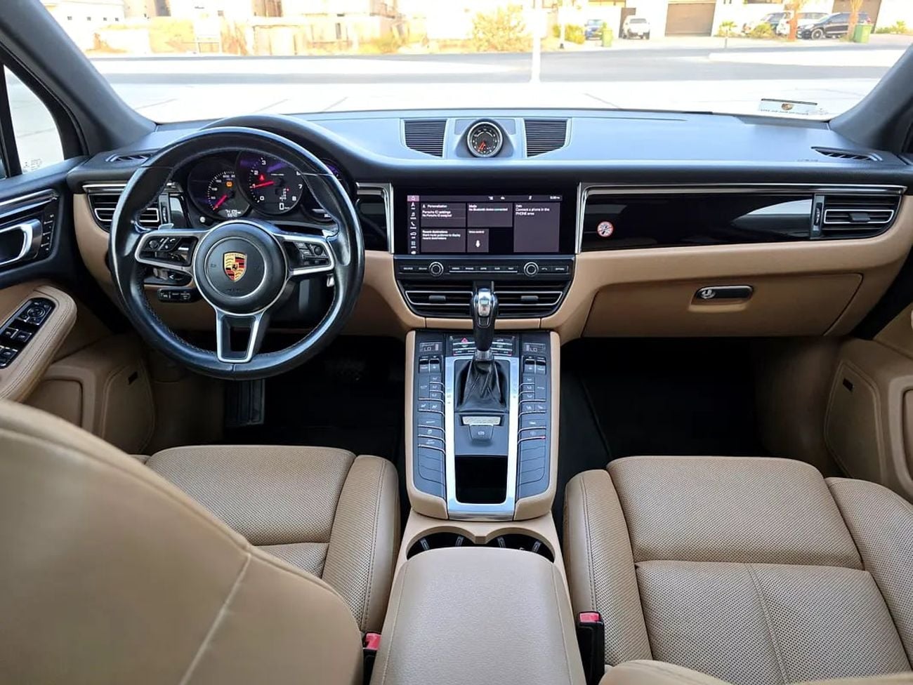 Porsche Macan Standard - American Specs