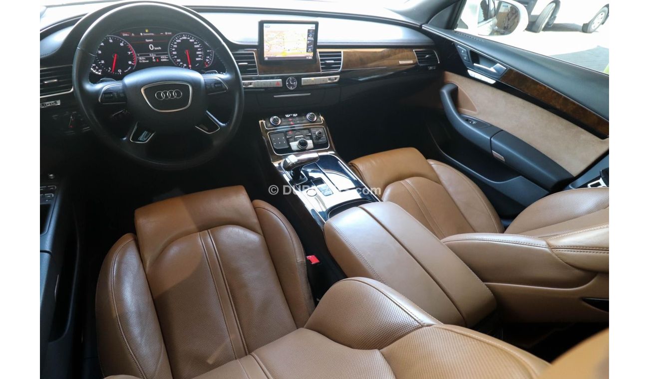 أودي A8 D4