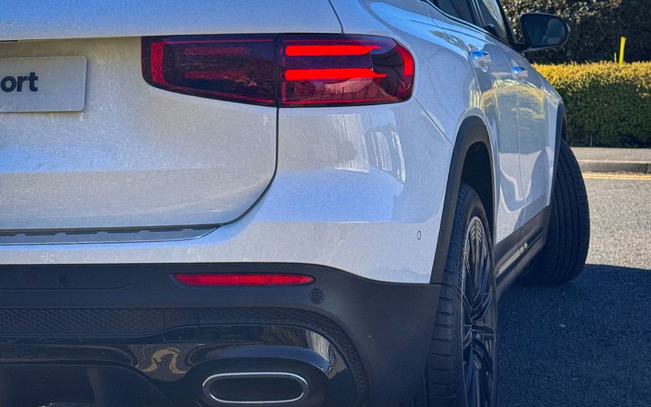 Mercedes-Benz GLB 200 AMG Line Premium Plus Right Hand Drive