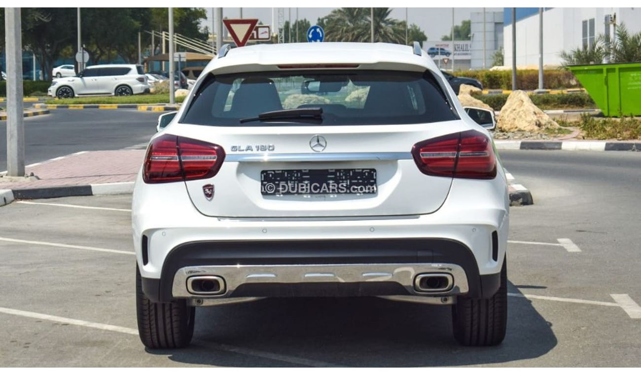 Mercedes-Benz GLA 180 Mercedes GLA180 AMG 2020 (international warranty)