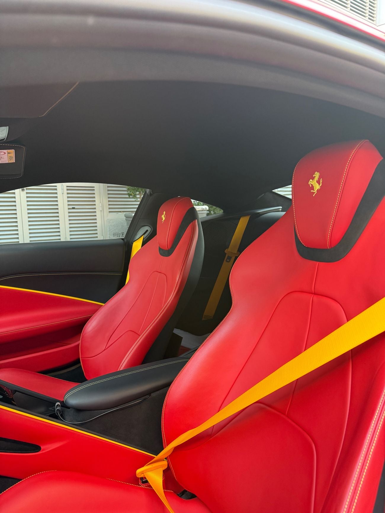 فيراري روما 3.9T V8