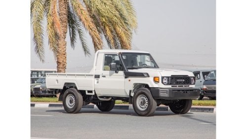 Toyota Land Cruiser Pick Up LC79 2.8 T/DSL STD-E A/T 4WD / GCC. For Local Registration +5%