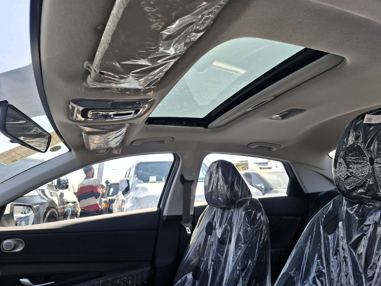 Hyundai Elantra Hyundai Elantra 1.5L 2025 White Petrol Chinese (Export Only)