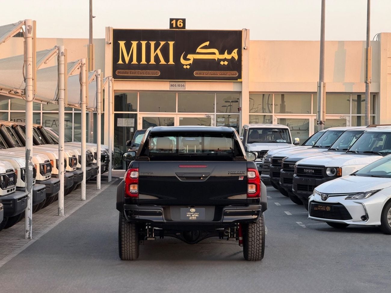 تويوتا هيلوكس Hilux GR 4.0 2025